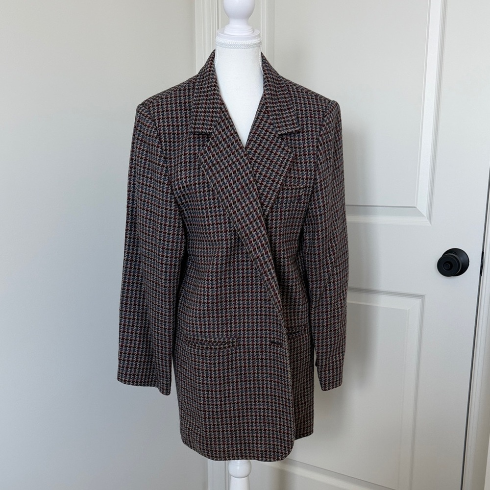 Elegant Women's Houndstooth Blazer